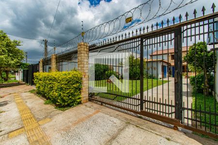 Portão de casa à venda com 4 quartos, 158m² em Olaria, Canoas