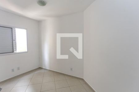 Quarto de apartamento para alugar com 2 quartos, 57m² em Parque Taboão, Taboão da Serra