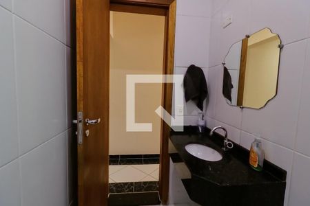 Casa à venda com 120m², 3 quartos e 2 vagas Casa à venda com 120m², 3 quartos e 2 vagasLavabo