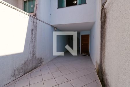 Casa à venda com 120m², 3 quartos e 2 vagas Casa à venda com 120m², 3 quartos e 2 vagasGaragem