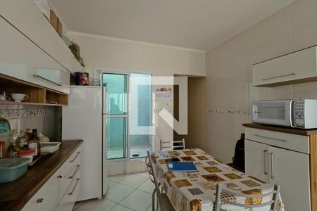Casa à venda com 120m², 3 quartos e 2 vagas Casa à venda com 120m², 3 quartos e 2 vagasCozinha