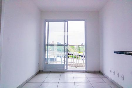 Sala/ Cozinha de apartamento à venda com 1 quarto, 37m² em Vila Guarani (z Sul), São Paulo