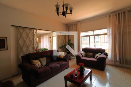 Sala1 de casa à venda com 3 quartos, 320m² em Cidade Dutra, São Paulo