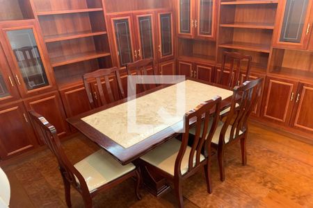 Apartamento à venda com 120m², 3 quartos e 2 vagas Apartamento à venda com 120m², 3 quartos e 2 vagasSala