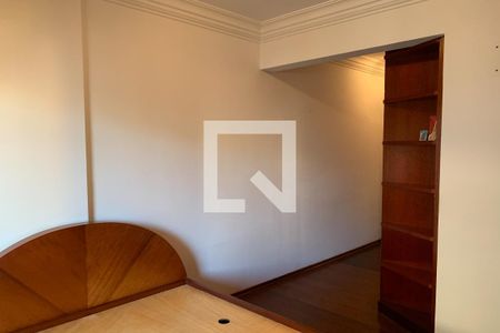 Apartamento à venda com 120m², 3 quartos e 2 vagas Apartamento à venda com 120m², 3 quartos e 2 vagasQuarto 3 - Suíte
