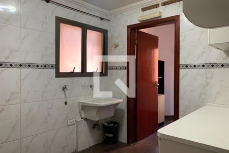 Apartamento à venda com 120m², 3 quartos e 2 vagas Apartamento à venda com 120m², 3 quartos e 2 vagasÁrea de Serviço