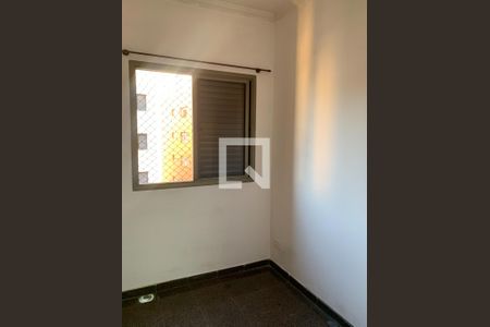 Apartamento à venda com 120m², 3 quartos e 2 vagas Apartamento à venda com 120m², 3 quartos e 2 vagasEscritório