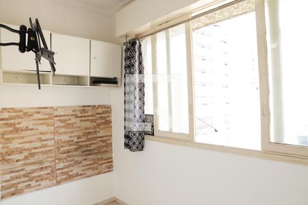 Quarto de kitnet/studio para alugar com 1 quarto, 30m² em Santa Efigênia, São Paulo