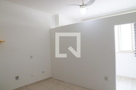 Sala de kitnet/studio para alugar com 1 quarto, 30m² em Santa Efigênia, São Paulo