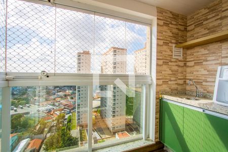 Varanda da sala de apartamento para alugar com 2 quartos, 63m² em Vila Eldízia, Santo André