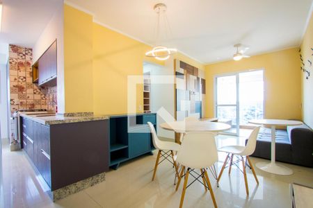 Sala de apartamento para alugar com 2 quartos, 63m² em Vila Eldízia, Santo André