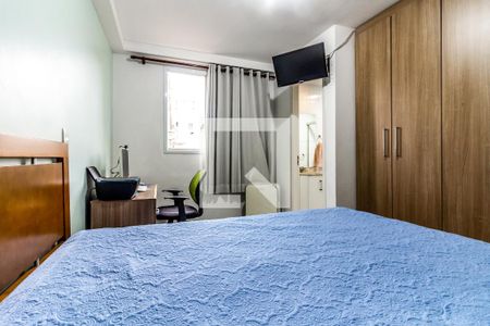 Suíte de apartamento à venda com 2 quartos, 67m² em Jardim Ester Yolanda, São Paulo