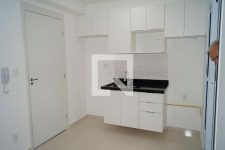 Sala/Cozinha de kitnet/studio à venda com 1 quarto, 30m² em Vila Monumento, São Paulo