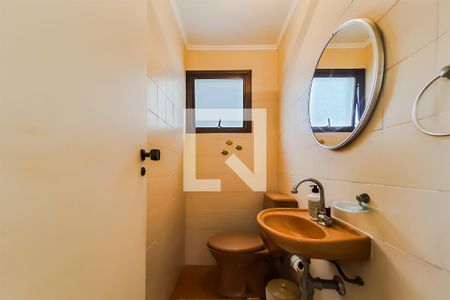 Lavabo de apartamento para alugar com 4 quartos, 152m² em Barra Funda, Guarujá