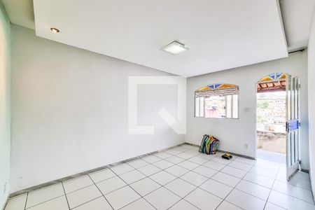 Sala de casa para alugar com 2 quartos, 80m² em Cenaculo, Belo Horizonte