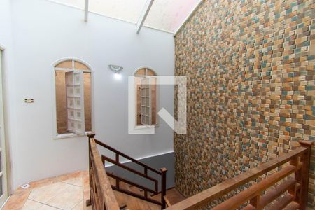 Hall de casa à venda com 3 quartos, 185m² em Jardim Santa Adélia, São Paulo