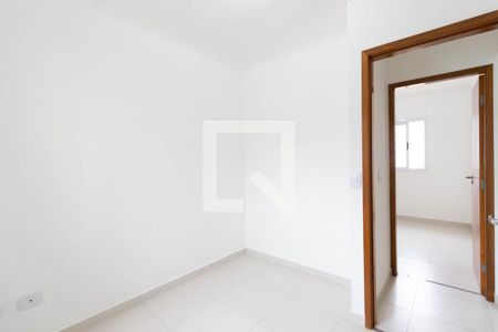 Quarto 2 de casa à venda com 2 quartos, 42m² em Vila Nivi, São Paulo