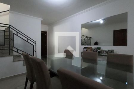 Sala de casa à venda com 3 quartos, 118m² em Jardim Monte Kemel, São Paulo