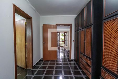 Apartamento à venda com 600m², 3 quartos e 4 vagas Apartamento à venda com 600m², 3 quartos e 4 vagasCloset da Suíte