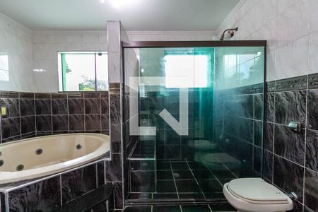 Apartamento à venda com 600m², 3 quartos e 4 vagas Apartamento à venda com 600m², 3 quartos e 4 vagasBanheiro da Suíte