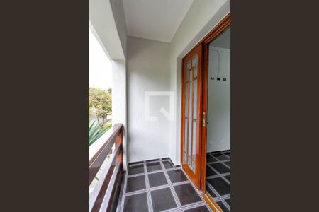 Apartamento à venda com 600m², 3 quartos e 4 vagas Apartamento à venda com 600m², 3 quartos e 4 vagasSacada da Suíte