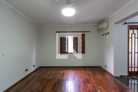 Apartamento à venda com 600m², 3 quartos e 4 vagas Apartamento à venda com 600m², 3 quartos e 4 vagasSuíte