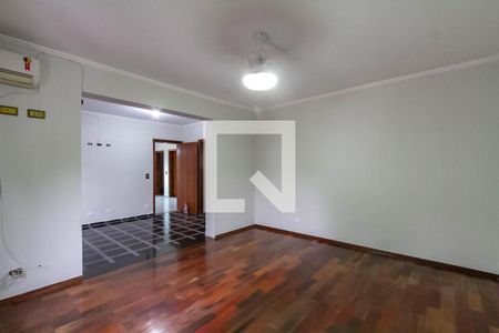 Apartamento à venda com 600m², 3 quartos e 4 vagas Apartamento à venda com 600m², 3 quartos e 4 vagasSuíte