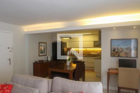Sala de apartamento à venda com 3 quartos, 125m² em Lagoa, Rio de Janeiro