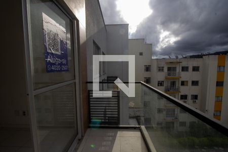 Varanda de apartamento para alugar com 2 quartos, 54m² em Vargem Pequena, Rio de Janeiro