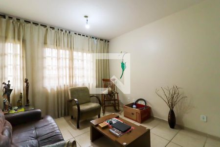 Sala de casa à venda com 3 quartos, 150m² em Jardim Monte Kemel, São Paulo