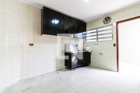 Cozinha de casa para alugar com 2 quartos, 93m² em Vila Mira, São Paulo