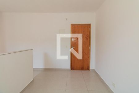 Sala e Cozinha de casa de condomínio para alugar com 2 quartos, 60m² em Vila Leonor, São Paulo