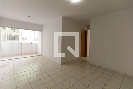 Sala de apartamento para alugar com 3 quartos, 74m² em Setor dos Afonsos, Goiânia