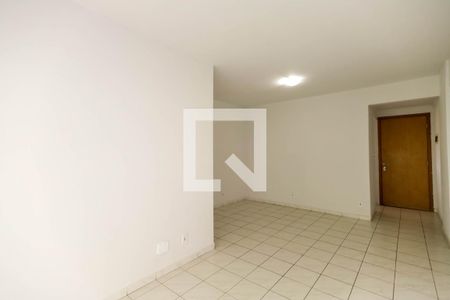 Sala de apartamento para alugar com 3 quartos, 74m² em Setor dos Afonsos, Goiânia