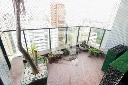 Varanda da Sala de apartamento à venda com 4 quartos, 202m² em Vila Suzana, São Paulo