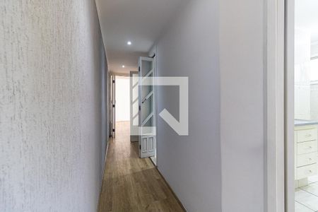 Corredor de apartamento para alugar com 2 quartos, 61m² em Jardim Patente Novo, São Paulo