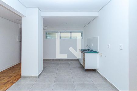 Cozinha de kitnet/studio para alugar com 1 quarto, 53m² em Bela Vista, São Paulo