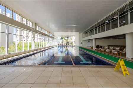 Apartamento à venda com 69m², 2 quartos e 2 vagas Apartamento à venda com 69m², 2 quartos e 2 vagasPiscina Coberta