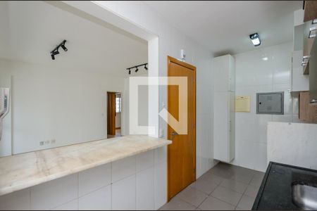 Apartamento à venda com 69m², 2 quartos e 2 vagas Apartamento à venda com 69m², 2 quartos e 2 vagasCozinha