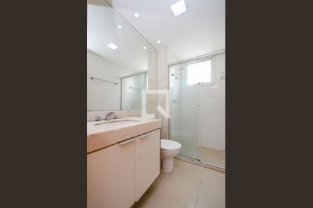 Apartamento à venda com 69m², 2 quartos e 2 vagas Apartamento à venda com 69m², 2 quartos e 2 vagasBanheiro Social