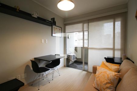 Sala de apartamento para alugar com 1 quarto, 37m² em Vila Uberabinha, São Paulo