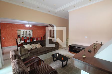 Sala 1 de casa para alugar com 3 quartos, 1000m² em Jardim Santa Helena, São Paulo