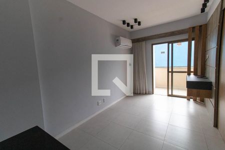 Sala de apartamento à venda com 3 quartos, 70m² em Centro, Niterói