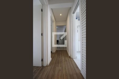 Corredor de apartamento à venda com 2 quartos, 72m² em Bosque, Campinas