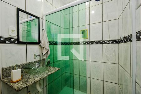 Banheiro de kitnet/studio para alugar com 1 quarto, 24m² em Parque Flamengo, Guarulhos