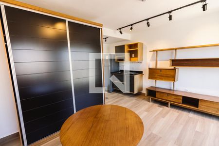 Sala Quarto de kitnet/studio para alugar com 1 quarto, 28m² em Perdizes, São Paulo