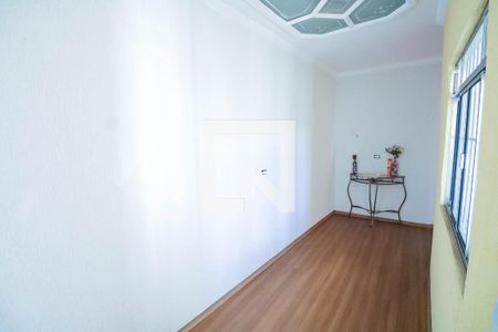 Corredor de casa à venda com 5 quartos, 240m² em Jardim Peri, São Paulo