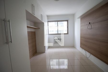 Suíte de apartamento para alugar com 2 quartos, 70m² em Recreio dos Bandeirantes, Rio de Janeiro