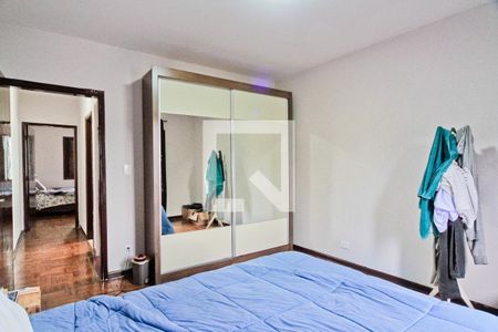 Quarto 1 de casa para alugar com 2 quartos, 121m² em Parque Maria Domitila, São Paulo