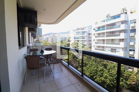 Sacada de apartamento à venda com 2 quartos, 102m² em Freguesia de Jacarepaguá, Rio de Janeiro